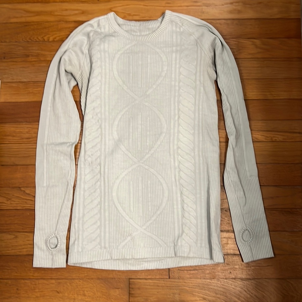 LuLulemon long sleeve shirt